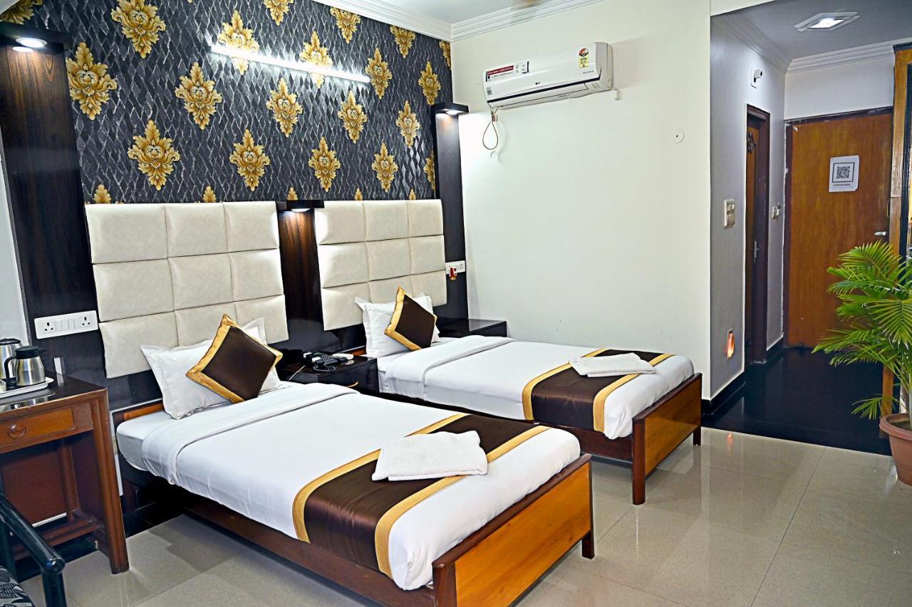 Hotel Rajhans International Bhāgalpur Exterior photo