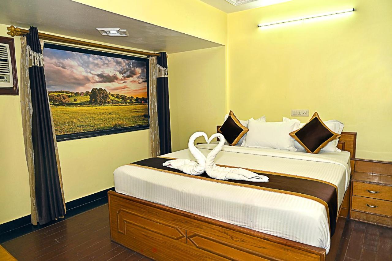 Hotel Rajhans International Bhāgalpur Exterior photo