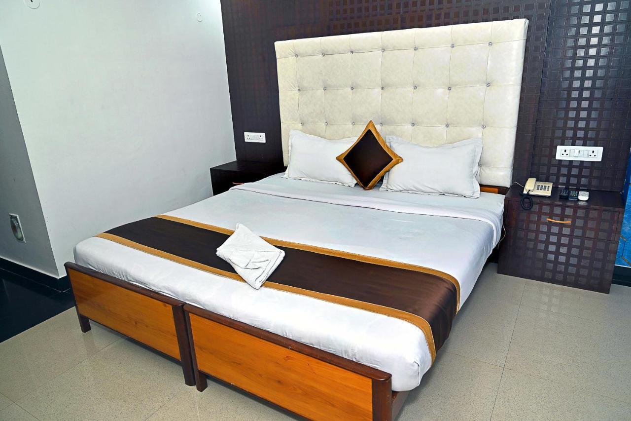 Hotel Rajhans International Bhāgalpur Exterior photo