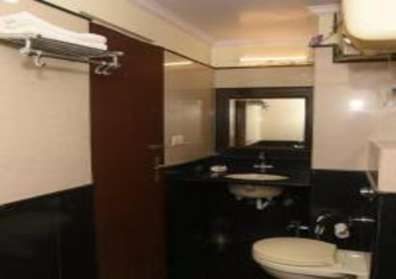 Hotel Rajhans International Bhāgalpur Exterior photo